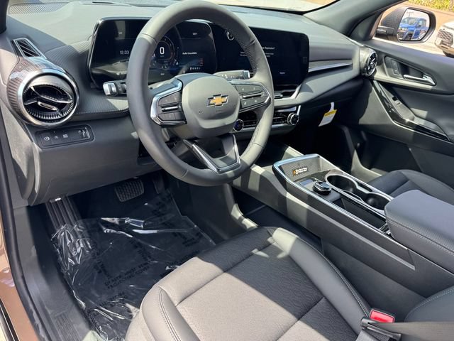 2027 Chevrolet Equinox LT - Photo 12