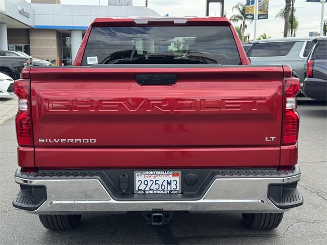 2022 Chevrolet Silverado LT photo 3