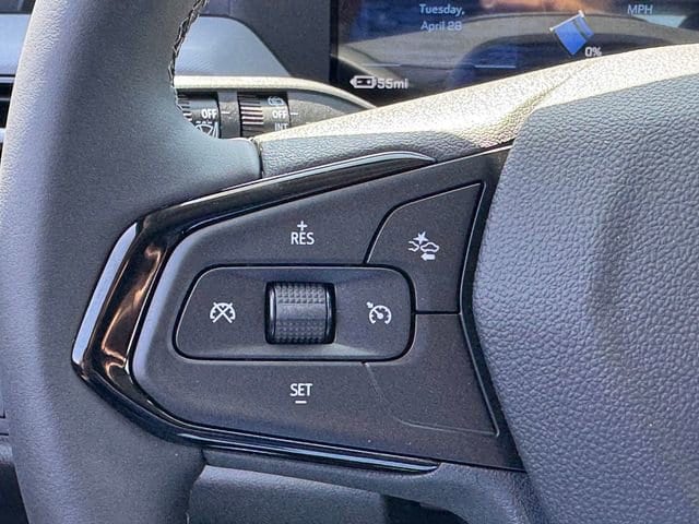 2027 Chevrolet Bolt LT - Photo 18