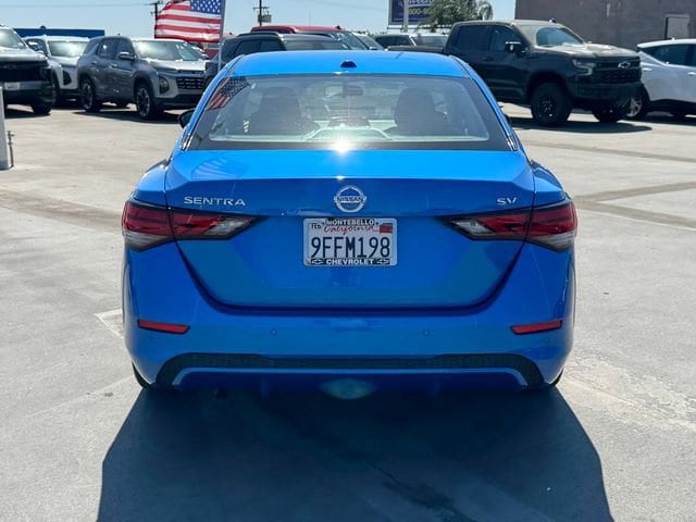 2023 Nissan Sentra SV Xtronic CVT photo 3