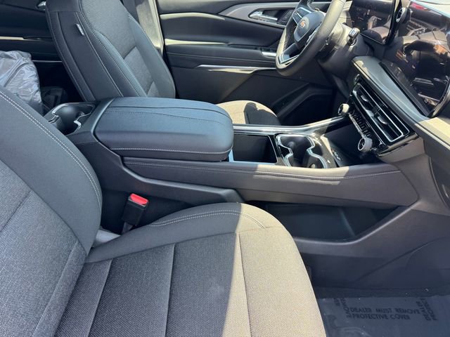 2026 Chevrolet Traverse LT photo 6