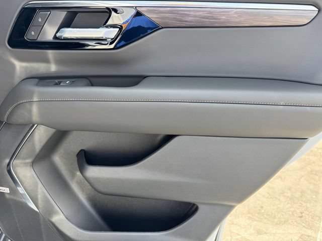 2026 Chevrolet Tahoe LT - Photo 10