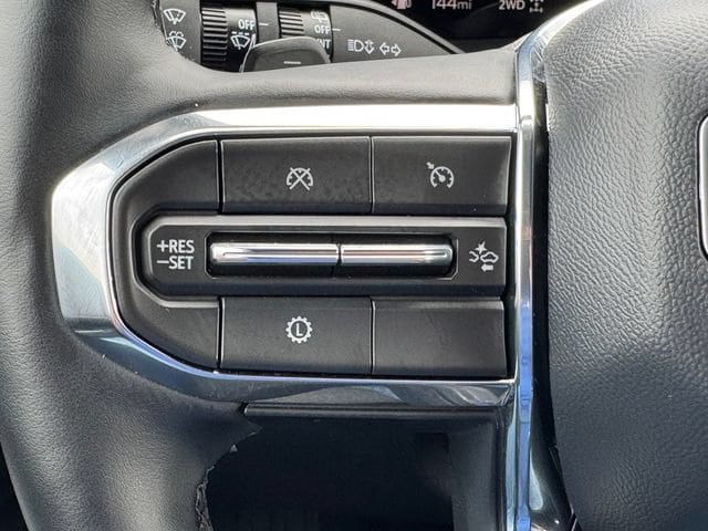 2025 GMC Acadia Elevation - Photo 23