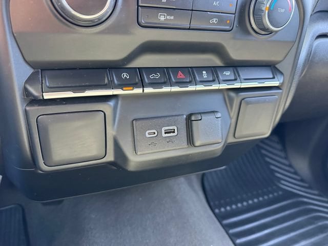 2022 Chevrolet Silverado 1500 Limited Custom - Photo 24