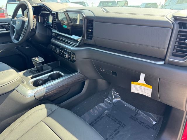 2026 Chevrolet Silverado 1500 LTZ photo 5