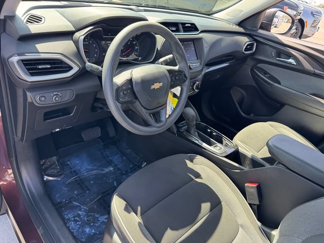 2023 Chevrolet TrailBlazer LS - Photo 12