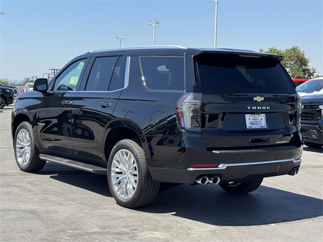 2025 Chevrolet Tahoe Premier photo 2
