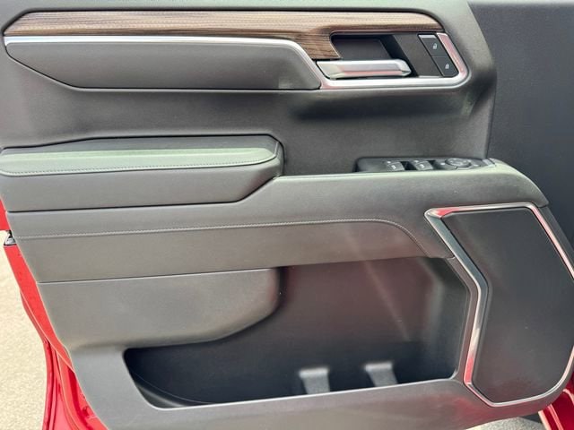 2022 Chevrolet Silverado 1500 LT - Photo 17