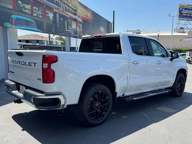 2026 Chevrolet Silverado 1500 LTZ photo 4