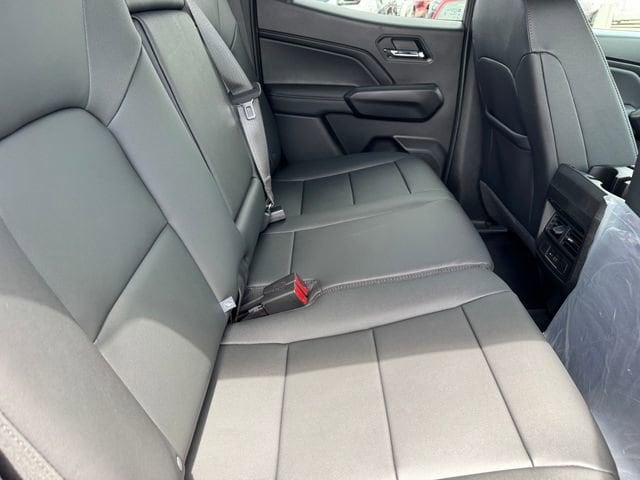 2026 Chevrolet Colorado LT photo 3