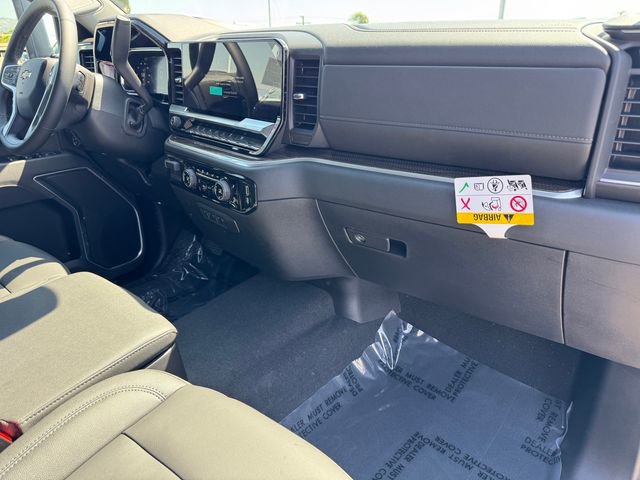 2026 Chevrolet Silverado 3500 HD LT DRW photo 5