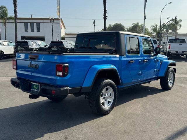 2022 Jeep Gladiator Sport S 4x4 photo 4