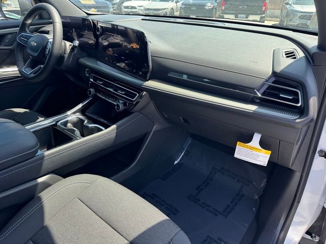 2026 Chevrolet Traverse LT photo 5