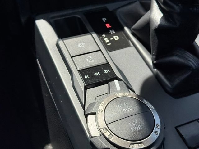 2026 Toyota Tacoma SR5 - Photo 21