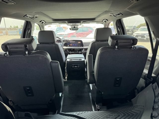 2026 Chevrolet Tahoe LT - Photo 11