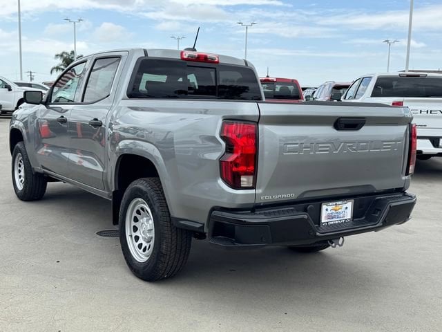 2026 Chevrolet Colorado WT photo 2