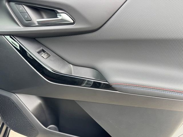2026 Chevrolet Equinox RS photo 3
