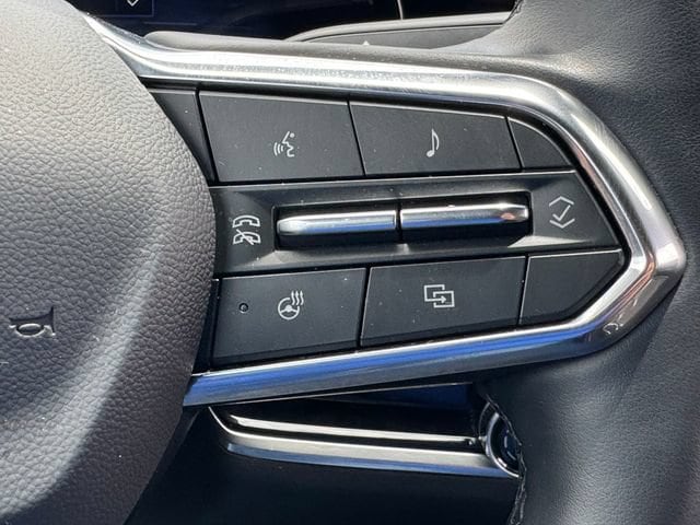 2025 Chevrolet Equinox LT - Photo 18