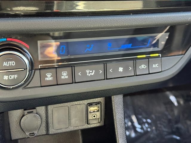 2016 Toyota Corolla S Plus - Photo 16