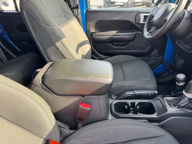 2022 Jeep Gladiator Sport S 4x4 photo 6