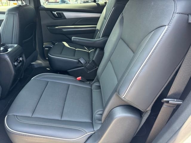 2025 Buick Enclave Preferred - Photo 12