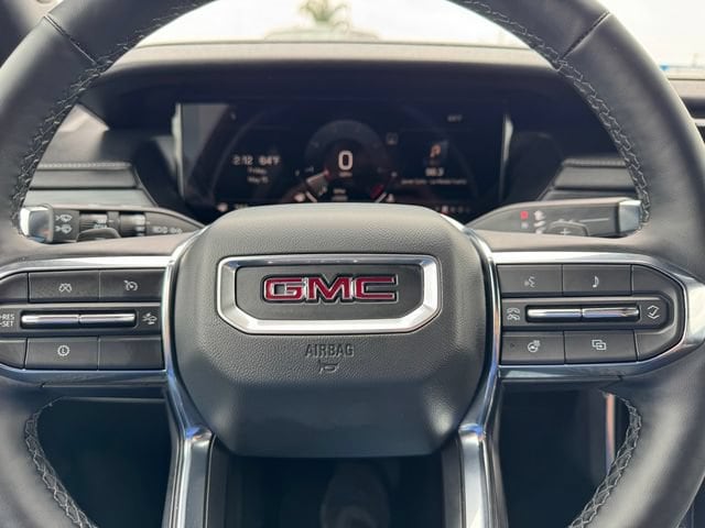 2025 GMC Acadia Elevation - Photo 25