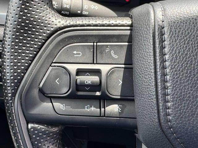 2026 Toyota Tacoma SR5 - Photo 21