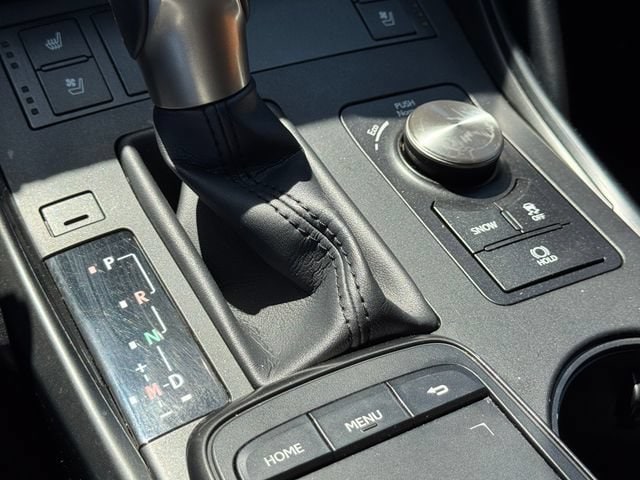2023 Lexus IS 300 - Photo 19