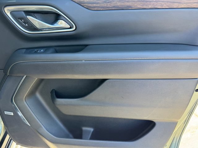 2024 Chevrolet Suburban Premier - Photo 10