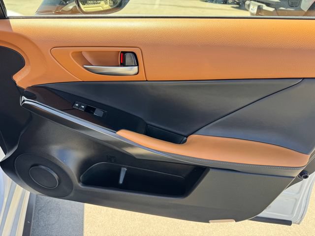 2023 Lexus IS 300 - Photo 7