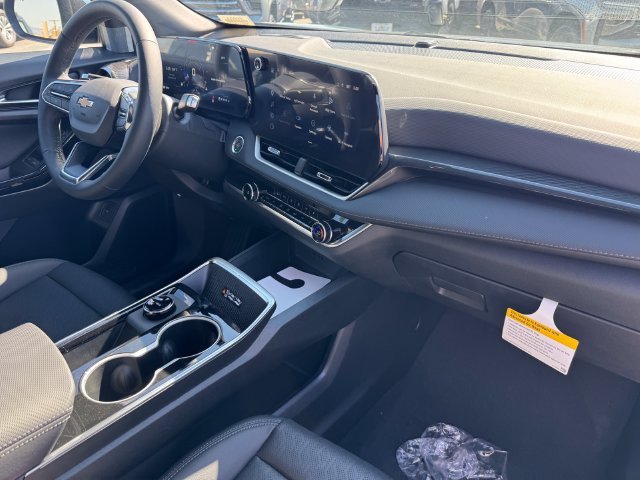 2027 Chevrolet Equinox LT - Photo 6