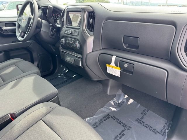 2026 Chevrolet Silverado 1500 Custom photo 5