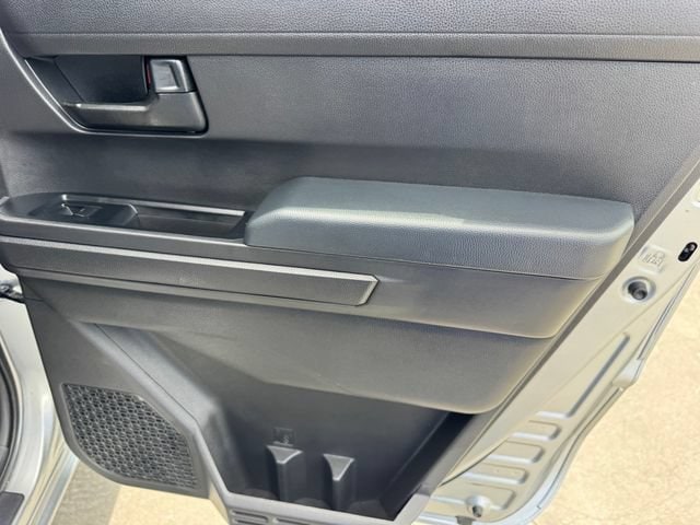 2026 Toyota Tacoma SR5 - Photo 9