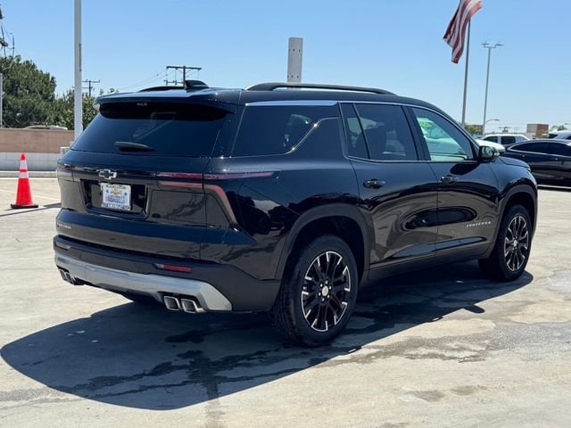 2026 Chevrolet Traverse LT photo 4