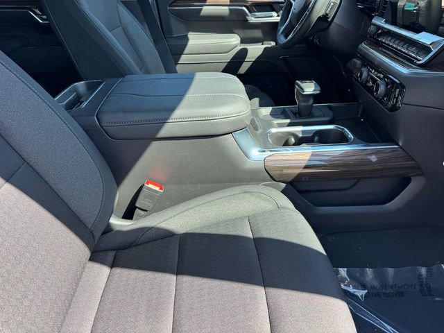 2026 Chevrolet Silverado 1500 LT photo 6