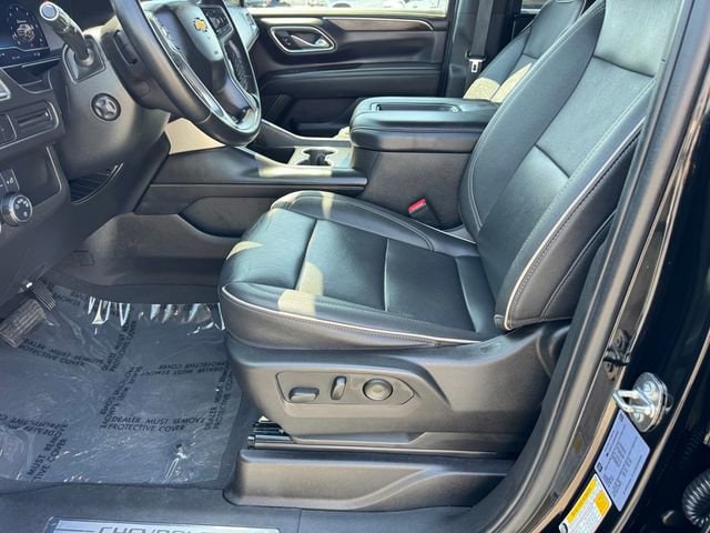 2024 Chevrolet Suburban Premier - Photo 17