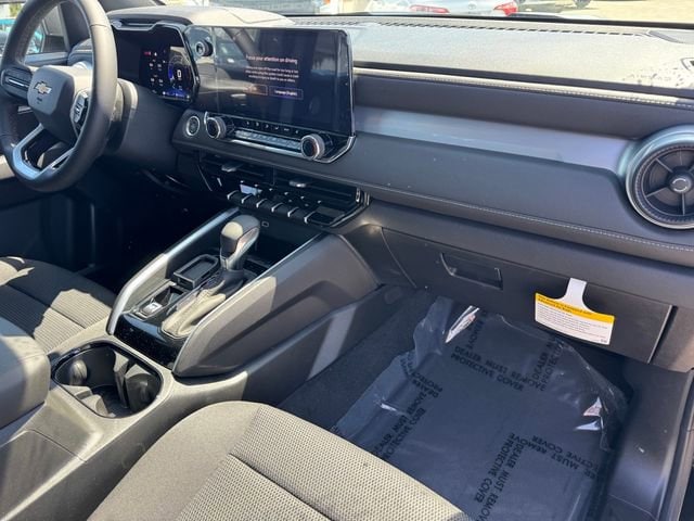 2026 Chevrolet Colorado LT photo 5