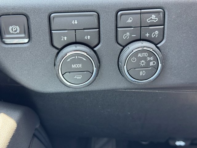 2026 Chevrolet Silverado 3500 HD LT - Photo 20
