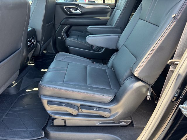 2023 Chevrolet Suburban RST - Photo 15
