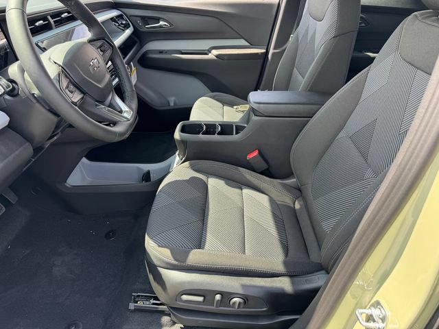 2027 Chevrolet Bolt LT - Photo 13