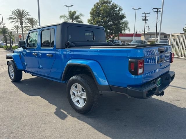 2022 Jeep Gladiator Sport S 4x4 photo 2