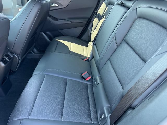 2027 Chevrolet Equinox LT - Photo 11