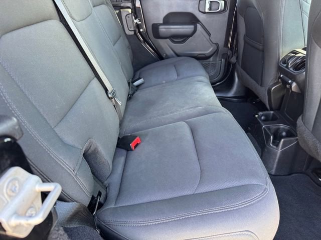 2022 Jeep Wrangler Unlimited Sport S 4x4 photo 3