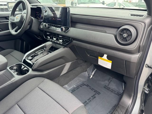 2026 Chevrolet Colorado WT photo 5