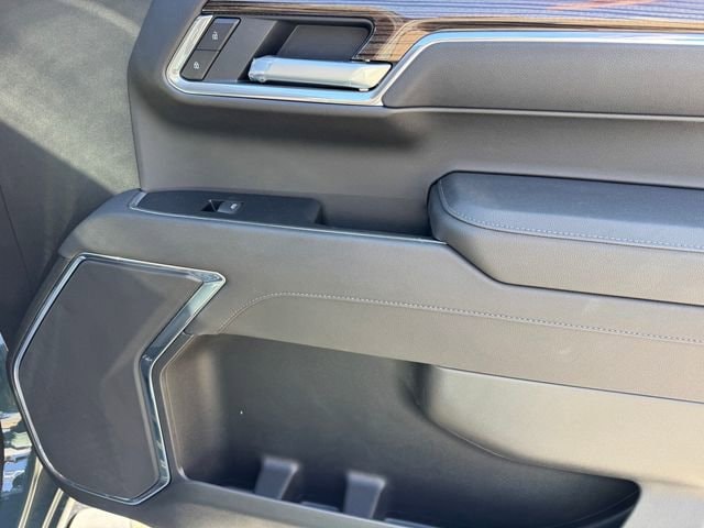 2026 Chevrolet Silverado 1500 LT photo 3