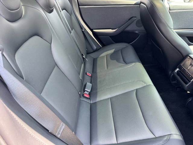2025 Tesla Model 3 Long Range - Photo 8