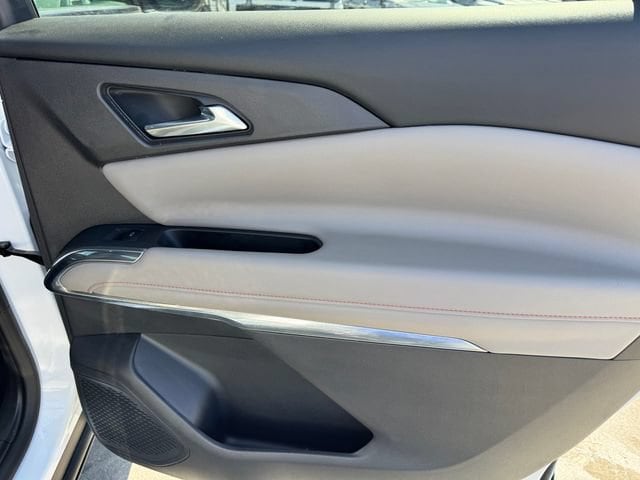2026 Chevrolet Traverse LT - Photo 9