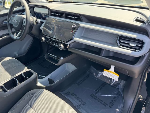 2027 Chevrolet Bolt LT photo 5