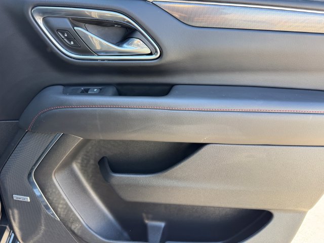 2023 Chevrolet Suburban RST - Photo 10