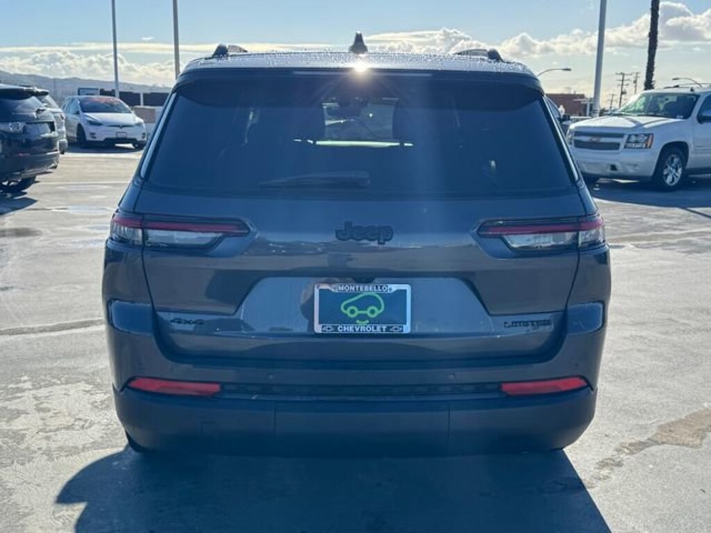 Used 2025 Jeep Grand Cherokee L Limited 4x4 SUV